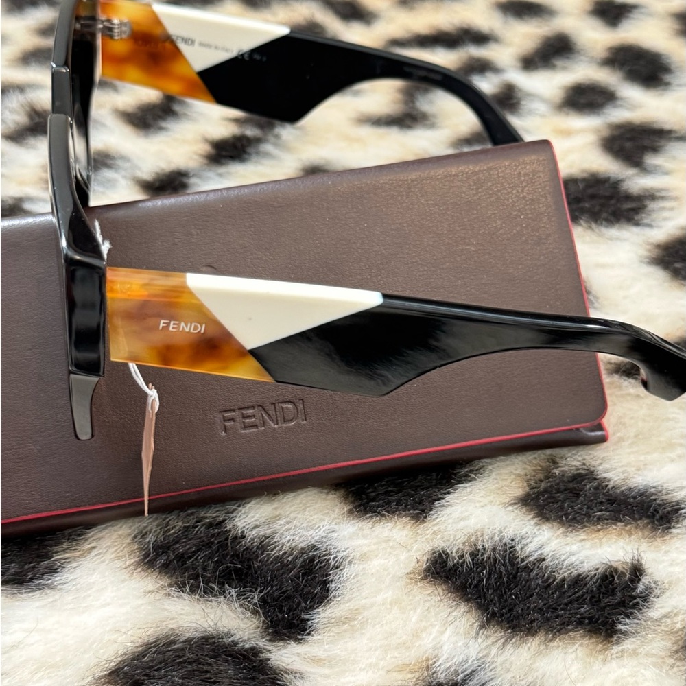 Fendi Black Square Sunglasses - Designer Women's Eyewear - Picture 3 of 4